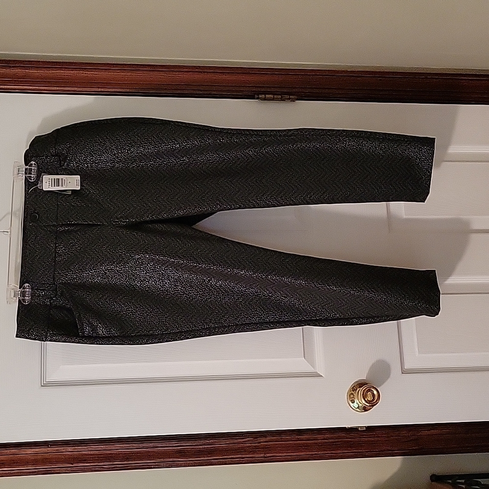 Torrid Chevron Pointe Ankle Skinny